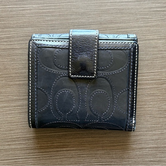 Coach Hampton Stitched Embossed TriFold Wallet Black Brass 2007 - Picture 3 of 14